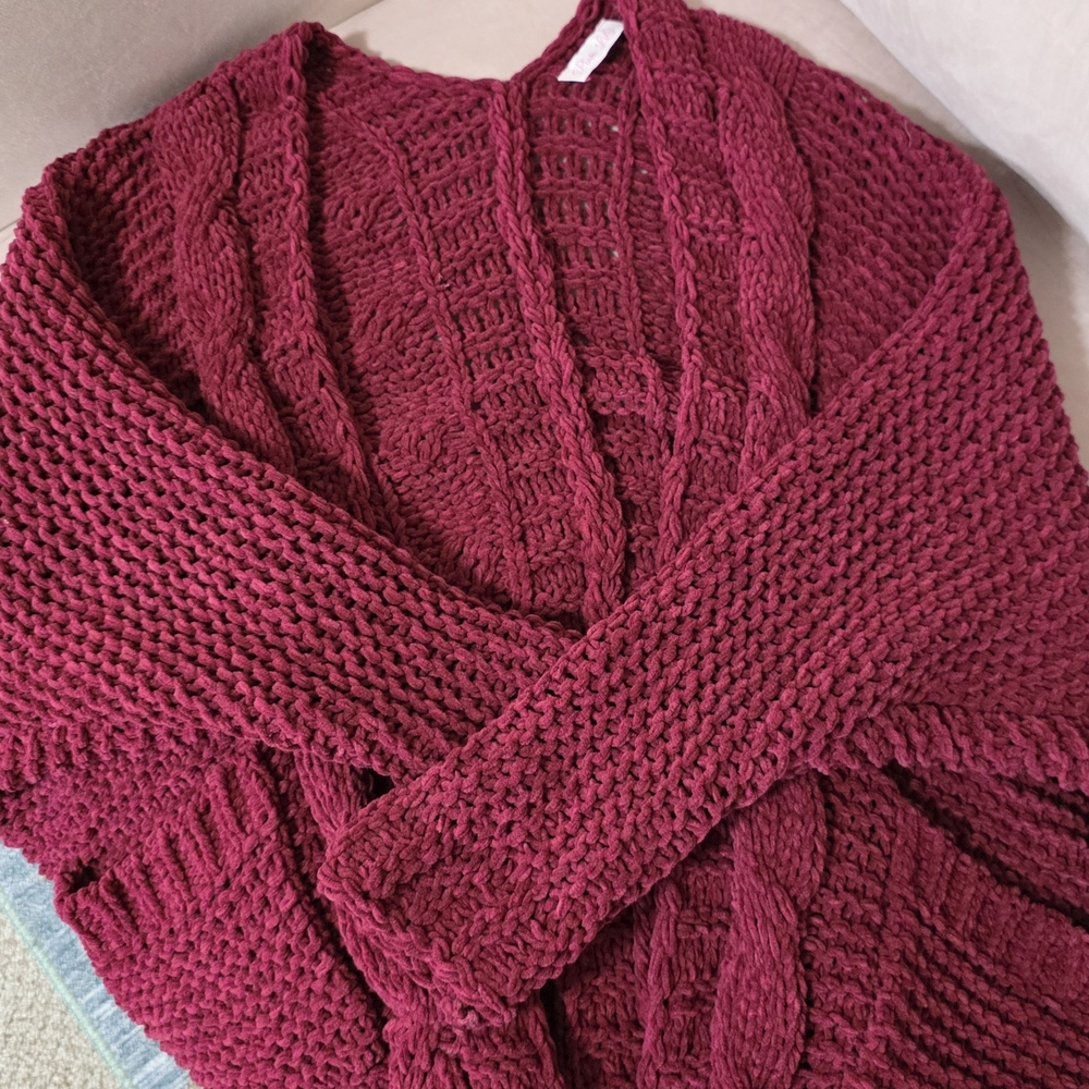 Pink Lily Deep Red Knit Cardigan - Picture 4 of 6